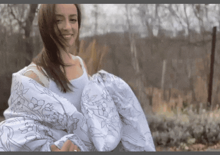 Satyna EXCLUSIVE_61A (10).gif